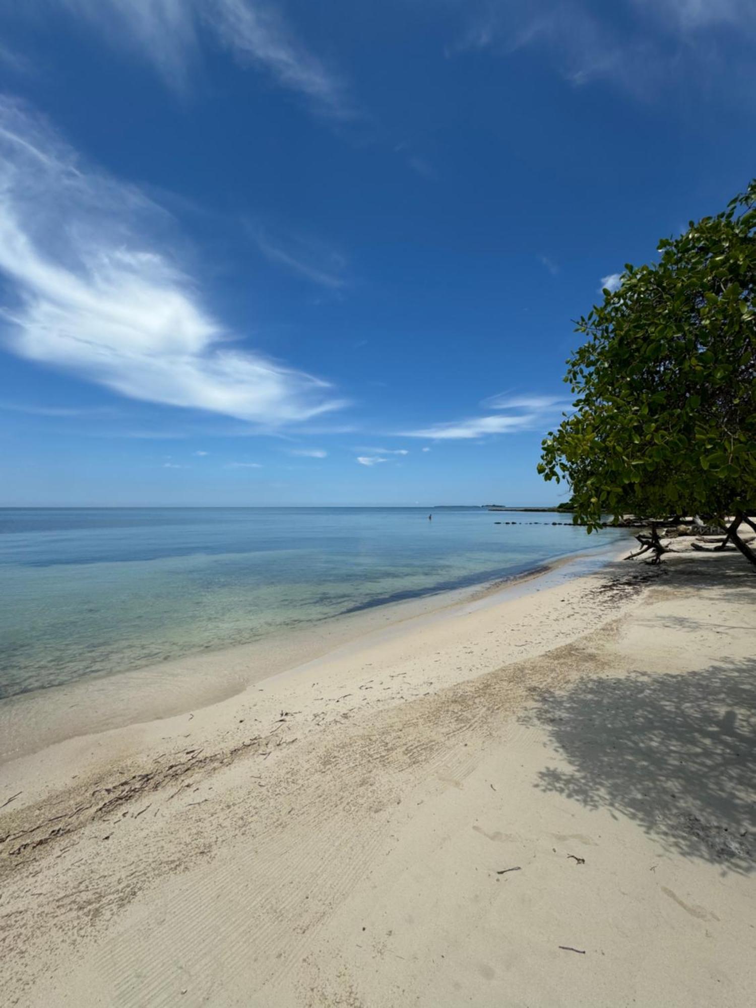 Sabai Beach Hotel Бару Экстерьер фото