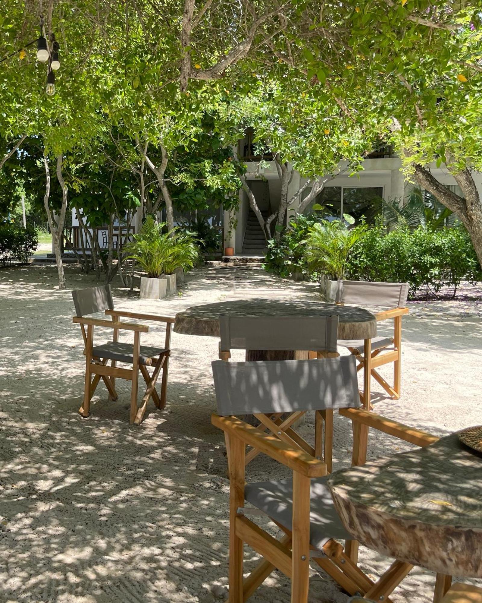 Sabai Beach Hotel Бару Экстерьер фото