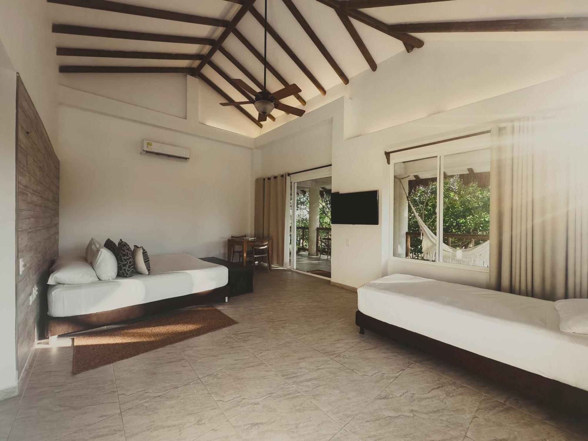 Sabai Beach Hotel Бару Экстерьер фото