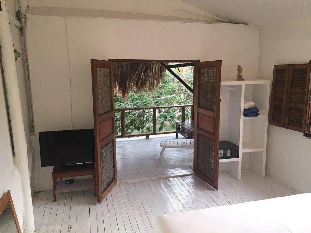 Sabai Beach Hotel Бару Экстерьер фото